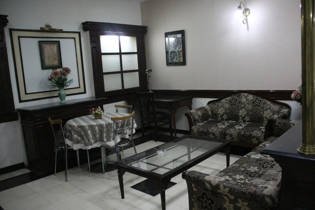 Hotel Amar Inn- Lajpat Nagar Central Market New Delhi Exterior photo